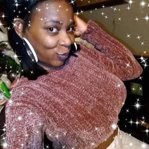 Meet your Posher, Renee